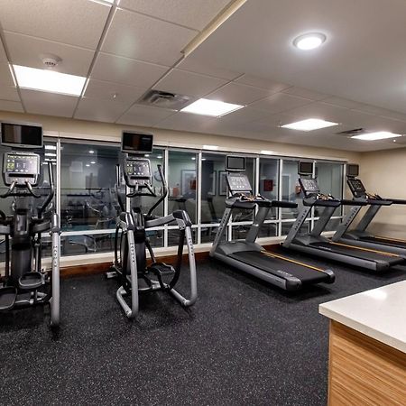 Towneplace Suites By Marriott Louisville Airport Bagian luar foto