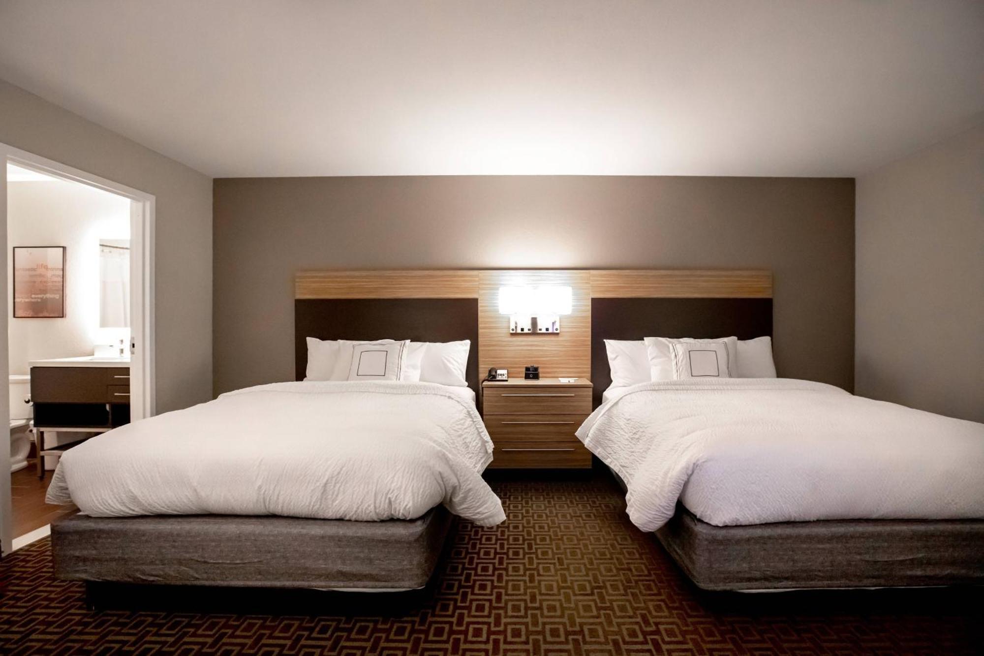 Towneplace Suites By Marriott Louisville Airport Bagian luar foto