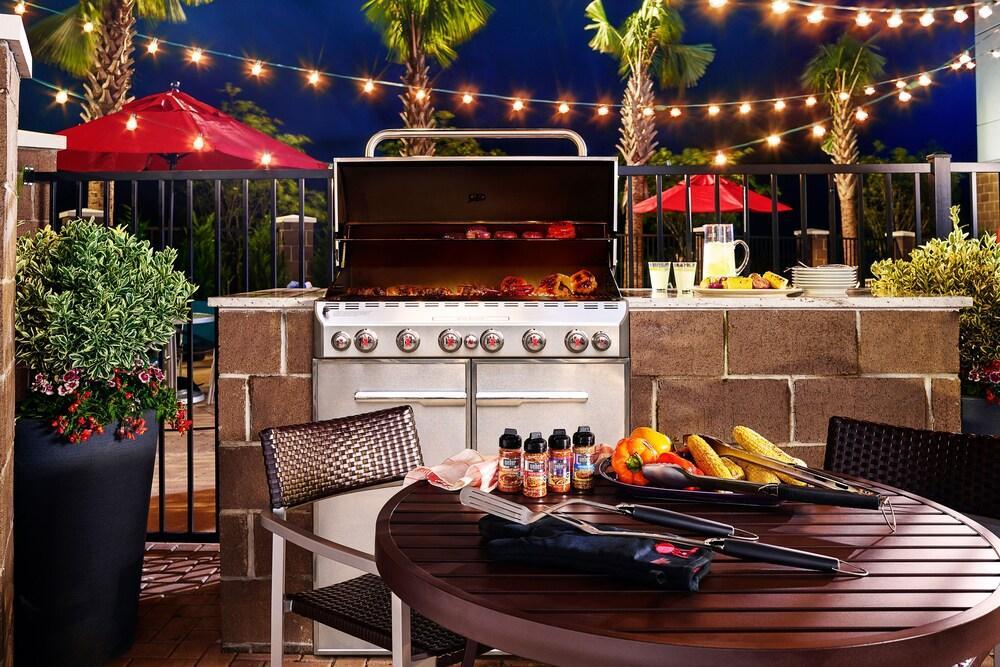 Towneplace Suites By Marriott Louisville Airport Bagian luar foto